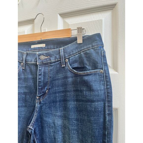 Levi’s Curvy Size 32 Blue Bootcut Jeans 31.5 Inch Inseam Style 57970 - Picture 5 of 13